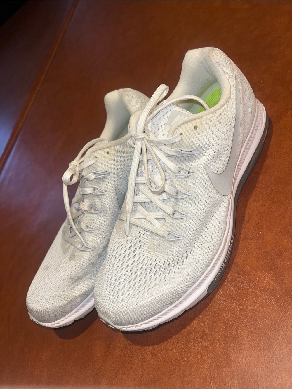 Women's Lightweight Tennis Shoe